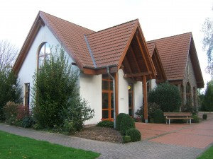 Friedenskapelle Nordstemmen. Südöstliche Ansicht.